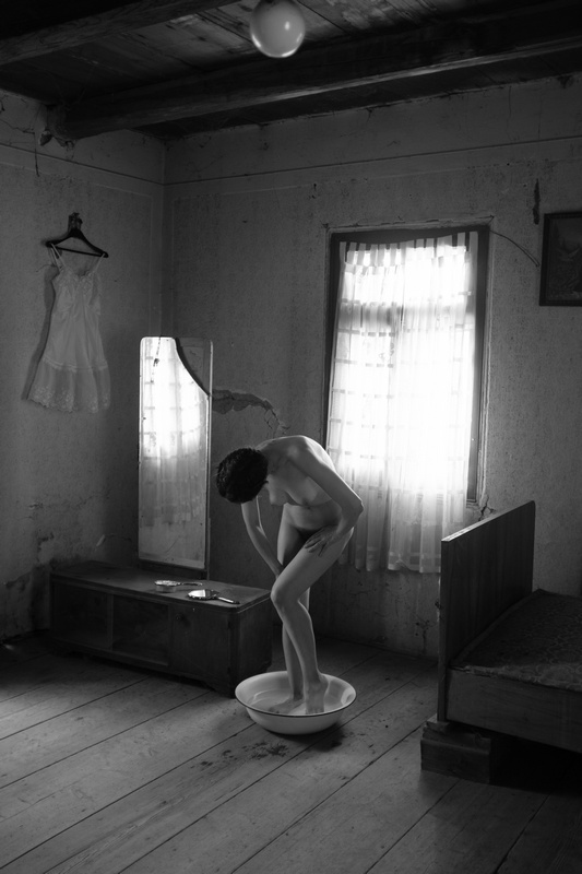 Martinska Bathing (Female Nude)