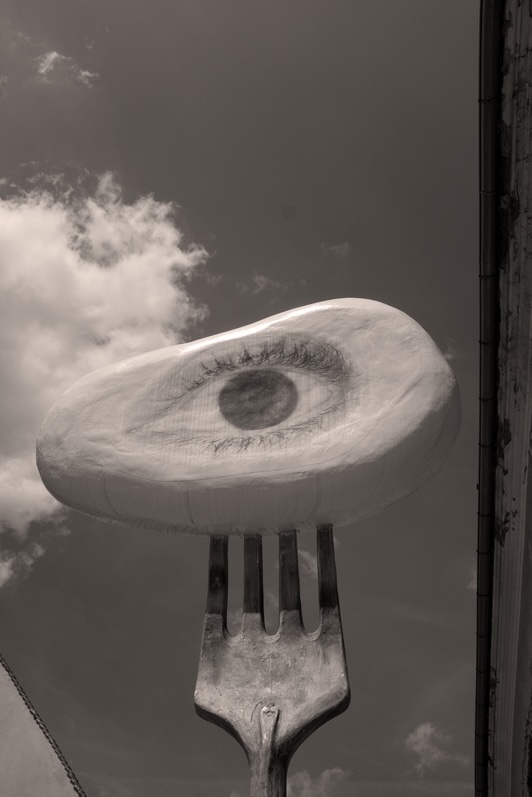 Fork and Eye Sign